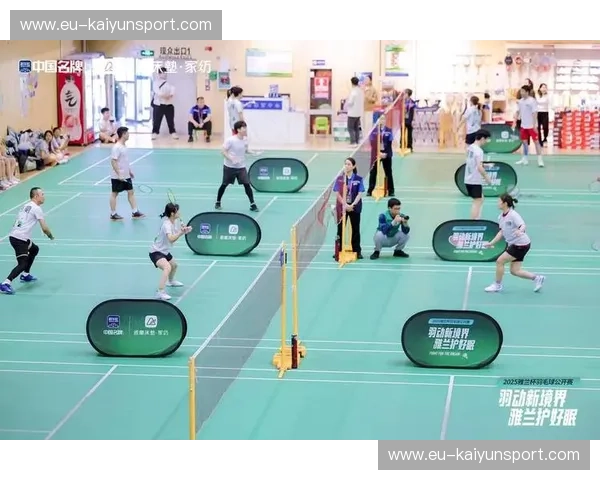 2025羽毛球赛程抢先看：全球顶级赛事即将来袭，球迷们准备好了吗？