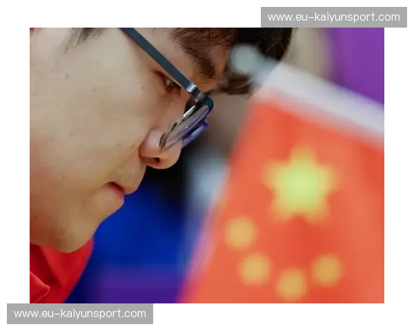 双王之战：翻开柯洁与李世石的棋谱，看尽人类围棋最后的骄傲与张狂